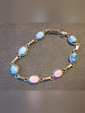 Gorgeous Vintage Sterling Silver Blue/Pink Moonstone Gemstone Link Bracelet